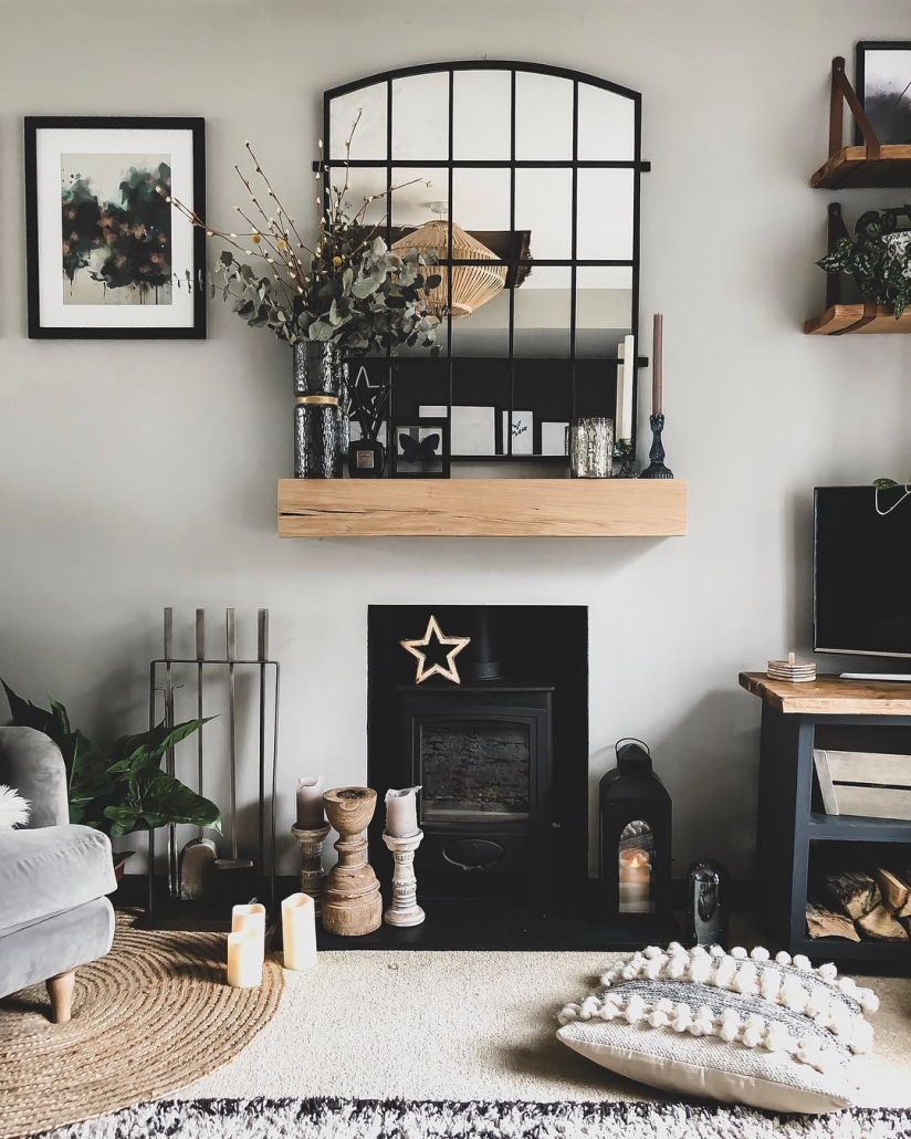 56923051_131808237889328_2135236741072043746_n living room with log fireplace