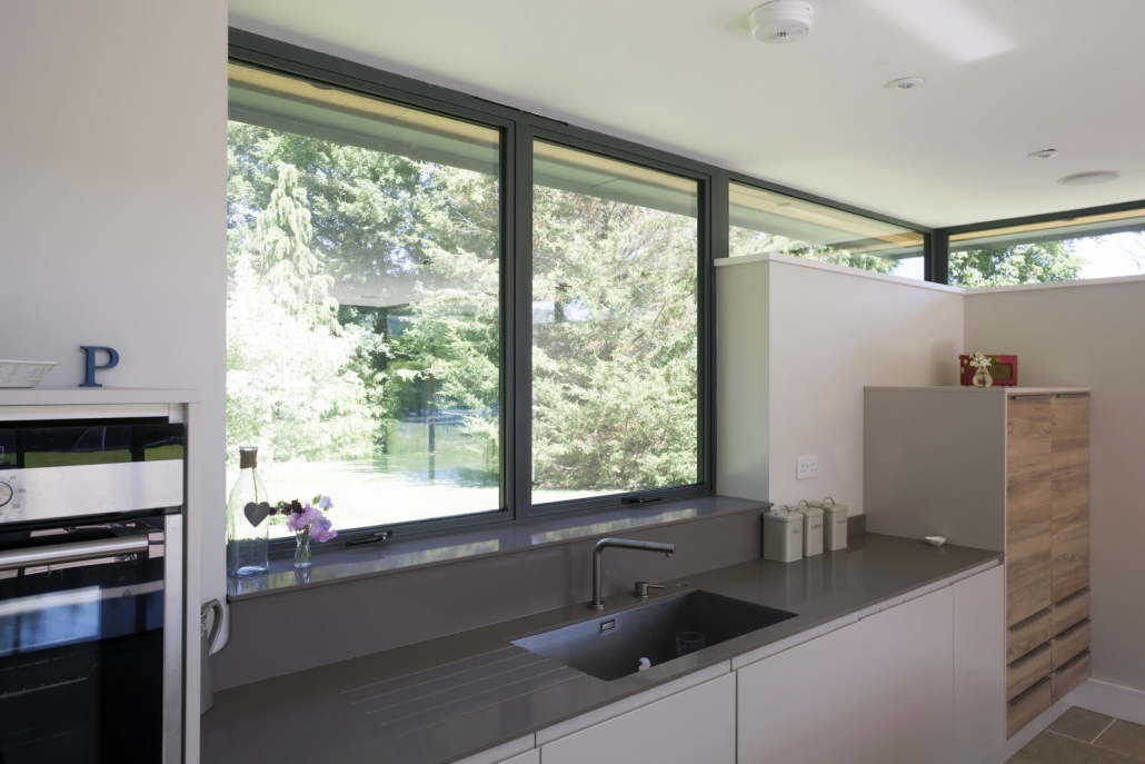 SM0015_0028 double glazing in a kitchen
